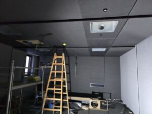 Колко Струва Dolby Atmos? Колко струва Dolby Atmos в частен киносалон